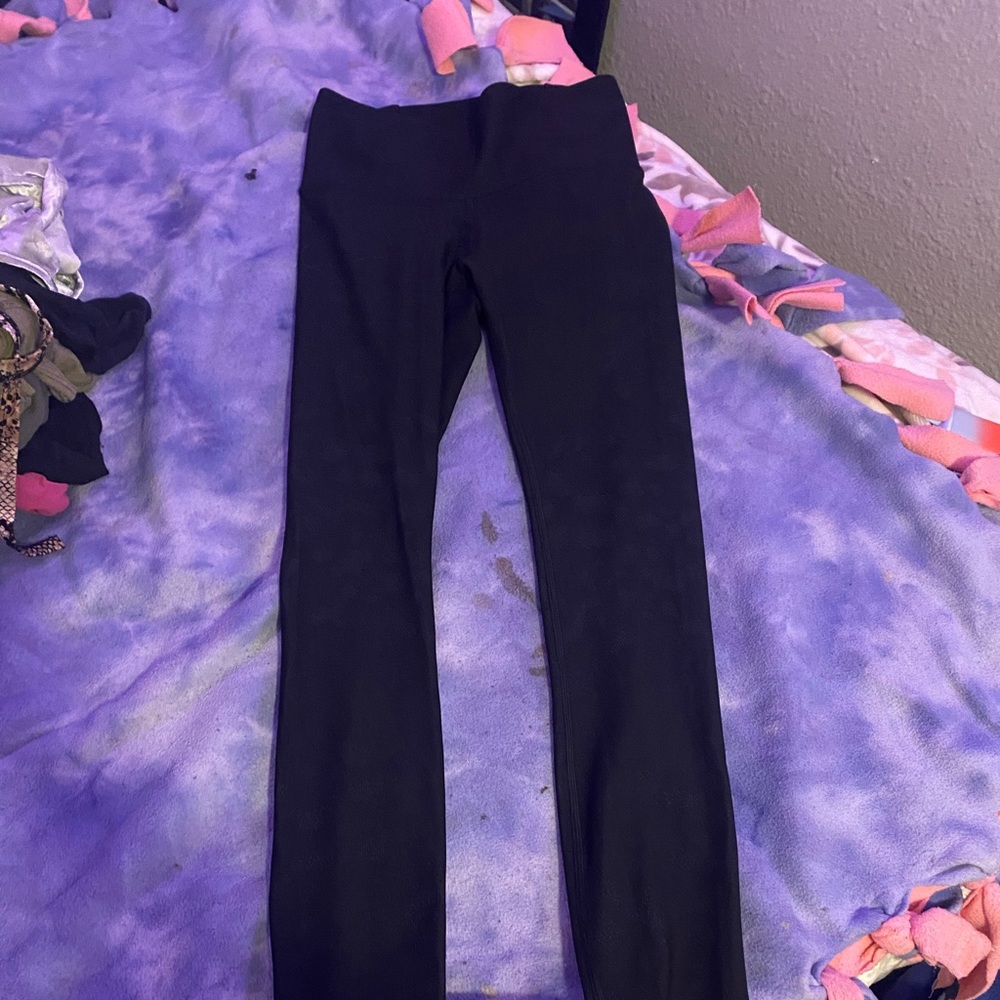 lululemon high waisted, full length, size 6 leggings